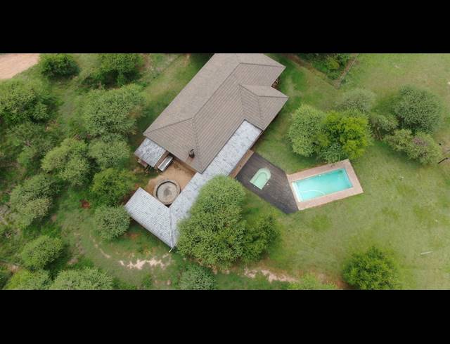 1,731M² LODGE FOR SALE IN DINOKENG GAME RESERVE
